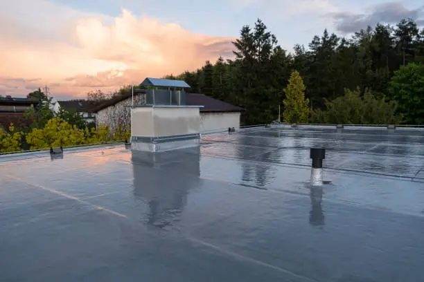 Finished flat roof waterproofing membrane